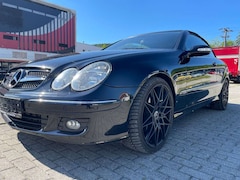 Mercedes-Benz CLK 200 K LEDER/NAVI/19"/H&R/4-ROHR-ABGASANLAGE