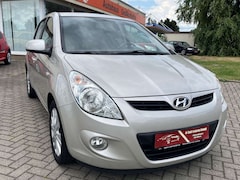Bild des Angebotes Hyundai i20 1.4 Comfort*Automatik*Klima*PDC*