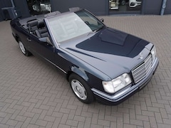 Mercedes-Benz E 220 Cabriolet *1.Hand*80 TKM*