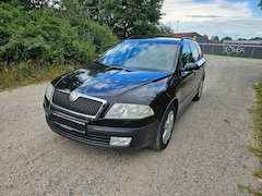 Bild des Angebotes Skoda Octavia Octavia Combi 2.0 FSI Automatik Elegance