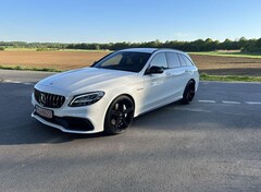 Bild des Angebotes Mercedes-Benz C 63 AMG T Kombi V8Biturbo mtl.Rate 259,-€
