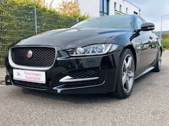Bild des Angebotes Jaguar XE 20d R-Sport Automatik Standheizung