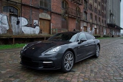 Bild des Angebotes Porsche Panamera 4 E-Hybrid | 4Endrohr | Schwarz/Schwarz