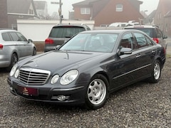 Bild des Angebotes Mercedes-Benz E 320 CDI Lim. Sportpaket Avantgarde Leder 8xAlu