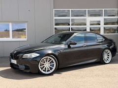 Bild des Angebotes BMW M5 Akrapovič Titan-Abgasanlage | B&O