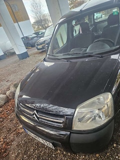 Bild des Angebotes Citroen Berlingo Berlingo 1.6 16V Tonic
