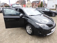 Bild des Angebotes Toyota Auris 1.3 Dual-VVT-i Cool Klimaautomatik/Alu