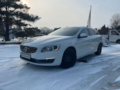 Bild des Angebotes Volvo V60 Kombi Momentum
