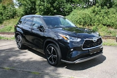 Bild des Angebotes Toyota Highlander 2.5 Hybrid Luxury