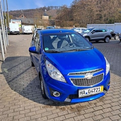 Bild des Angebotes Chevrolet Spark Tüv 2.J - Bj.2012 - VB  i.A
