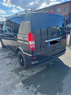 Bild des Angebotes Mercedes-Benz Viano 3.0 CDI DPF kompakt Automatik Ambiente Edition