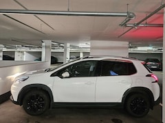 Bild des Angebotes Peugeot 2008 Allure mit Panoramdach, Weiß, Scheckheft