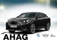 Bild des Angebotes BMW iX2 ix2 xDrive30 M Sportpaket Head-Up Komfortzugang