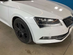 Bild des Angebotes Skoda Superb Superb Combi 2.0 TDI DSGStyle