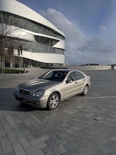 Bild des Angebotes Mercedes-Benz C 180 Kompressor Classic