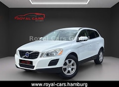 Bild des Angebotes Volvo XC60 Momentum AWD NAVI*KLIMA*SHZ*PDC*AHK*TEMPOM