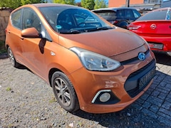Bild des Angebotes Hyundai i10 Intro Edition* 1. Hand* 5 Türer* Sitzheizung
