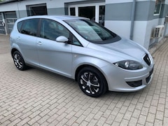 Bild des Angebotes SEAT Altea Style 1,6 Temp. AHK Klima PDC 100TKM