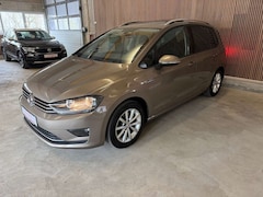 Bild des Angebotes VW Golf Sportsvan Lounge BMT/Start-Stopp | AUTOMATIK | PANO |