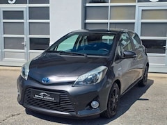 Bild des Angebotes Toyota Yaris 1,5 Hybrid *AUTO*NAVI*SHZ*TEMPO*HU neu