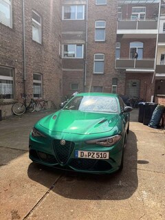 Bild des Angebotes Alfa Romeo Giulia Quadrifoglio