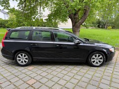Bild des Angebotes Volvo V70 Kombi Edition R-Design Top!