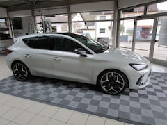 Bild des Angebotes CUPRA Leon 2.0 TSI 221 kW Panoramadach,