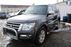 Bild des Angebotes Mitsubishi Pajero 3.2 DI-D Instyle Top VOLL*7-Sitzer*Top Zustand