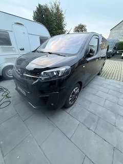 Bild des Angebotes Opel Zafira Life 2.0 D L Aut. Innovation Navi 7 Sitze AHK Leder ACC
