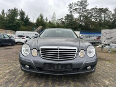 Bild des Angebotes Mercedes-Benz E 220 CDI T CLASSIC Aut.Getriebe