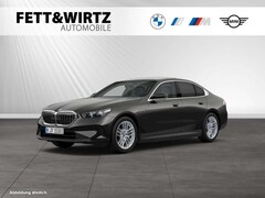 Bild des Angebotes BMW 550 e xDrive AHK|Panorama|DAProf.|Head-Up