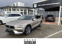 Bild des Angebotes Volvo V60 Cross Country Cross Country Ultimate B4 AWD HUD StandHZG Digital