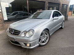 Mercedes-Benz CLK 63 AMG aus Fahrzeugsammlung/19Zoll/Vollausst