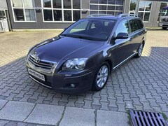 Bild des Angebotes Toyota Avensis 2.0 Executive Combi AHK-PDC-Navi