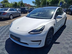 Tesla Model 3 Basis RWD