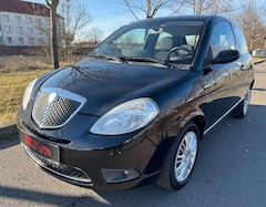 Bild des Angebotes Lancia Ypsilon 1.4 8V Oro TÜV NEU