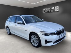 Bild des Angebotes BMW 330 e Laser*HUD*DAB*HiFi*LivecP*ACC*UVP62T€
