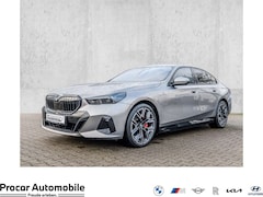 Bild des Angebotes BMW 550 e xDrive M Sport Pro HuD+Bowers/Willkins+Komfort/K