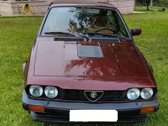 Bild des Angebotes Alfa Romeo GTV 6/2.5