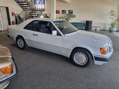 Bild des Angebotes Mercedes-Benz 230 CE  Automatik - H-Kennzeichen