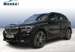 Bild des Angebotes BMW X5 xDrive40d M Sportpaket AHK P-Dach Leder