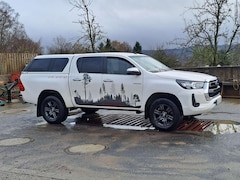 Bild des Angebotes Toyota Hilux HiLux 4x4 Double Cab Autm. Comfort