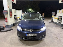 Bild des Angebotes VW Touran 1.6 FSI Automatik Highline