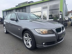 Bild des Angebotes BMW 318 318i-AUTOMATIK-KLIMAAUTOMATIK-AHK