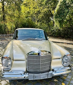 Bild des Angebotes Mercedes-Benz S 280 Vollrestauriertes W111 H/ TÜV neu, Klima