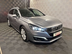 Bild des Angebotes Peugeot 508 SW*ALLURE*PANO-LED-HUD-R.KAM-TOTW-NAV-SHZ