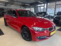 Bild des Angebotes BMW 316 i Touring F31 Sportline *NAVI *MELBOURNEROT