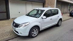 Bild des Angebotes Dacia Sandero Laureate