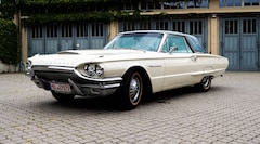 Ford Thunderbird Landau Coupe