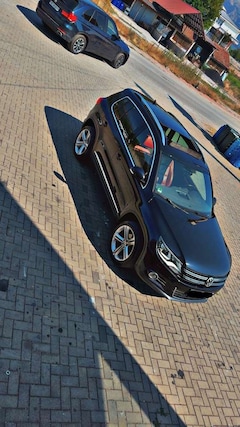Bild des Angebotes VW Tiguan 2.0 TDI DPF 4Motion BlueMotion Techn. DSG Exclusiv